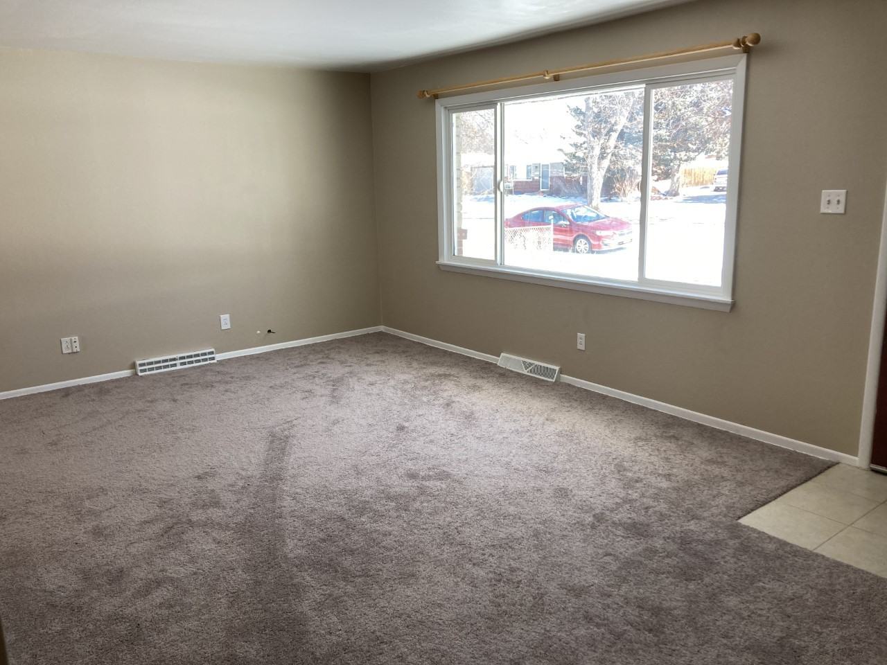 343 Lima St - Photo 2 of 16