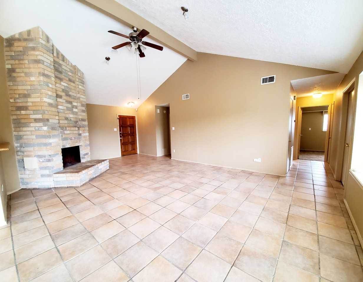 11503 Stansberg Dr - Photo 3 of 18