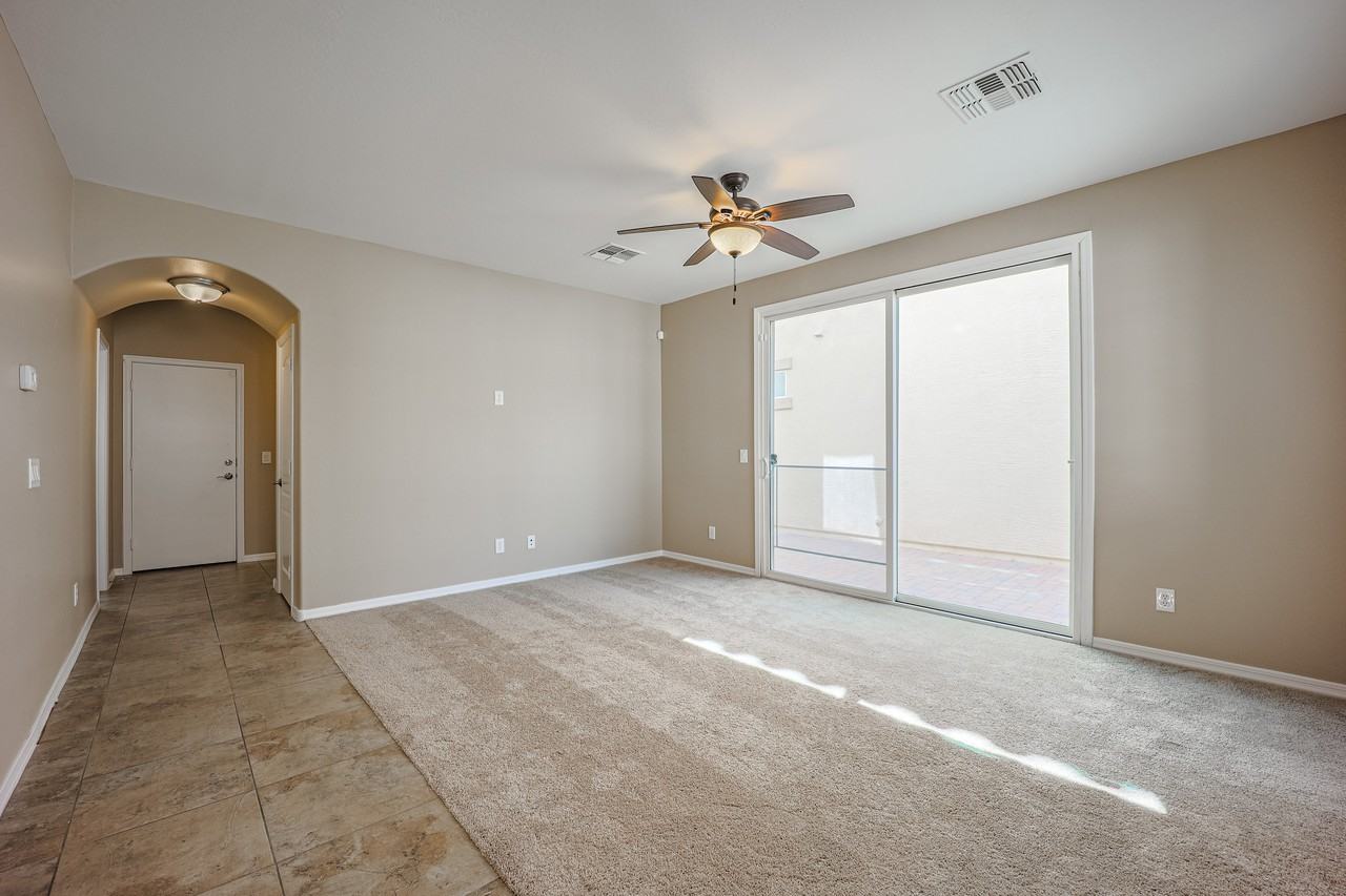 890 S Almira Ave - Photo 4 of 45