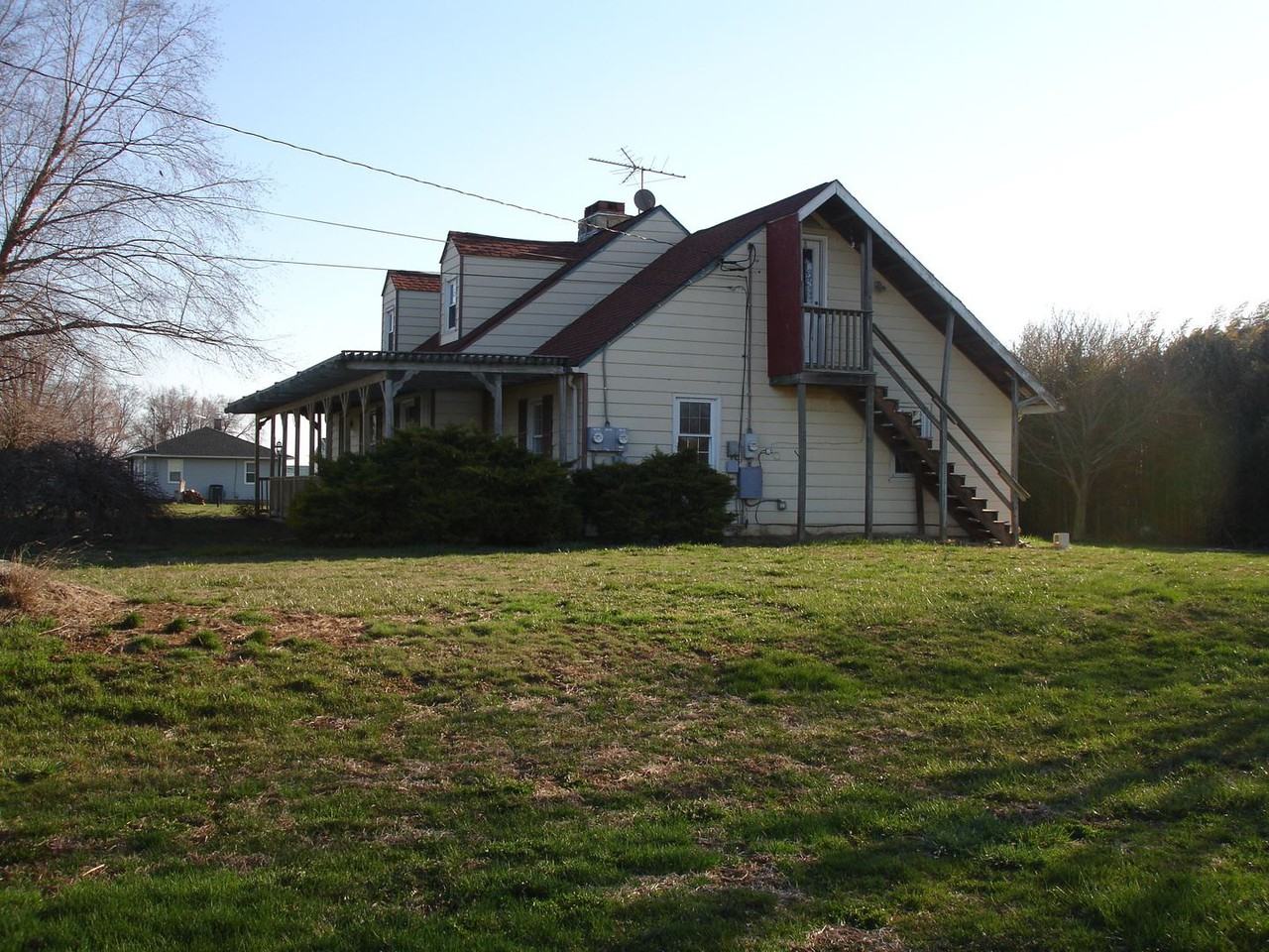 107 Pilottown Rd - Photo 2 of 27