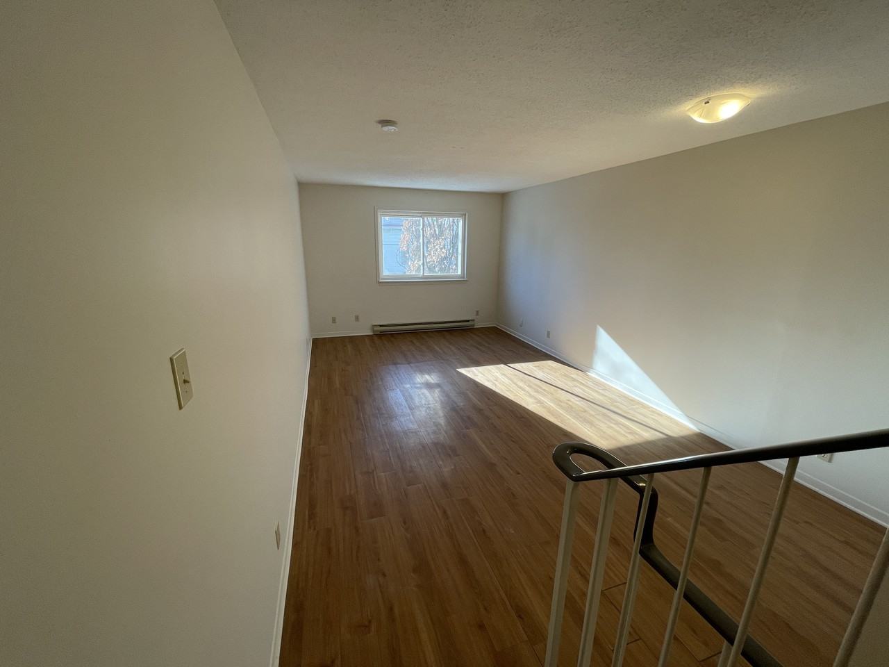 147 Hinchey - Photo 3 of 9