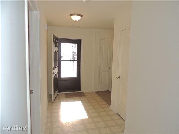 5840 Accent Dr - Photo 3 of 14