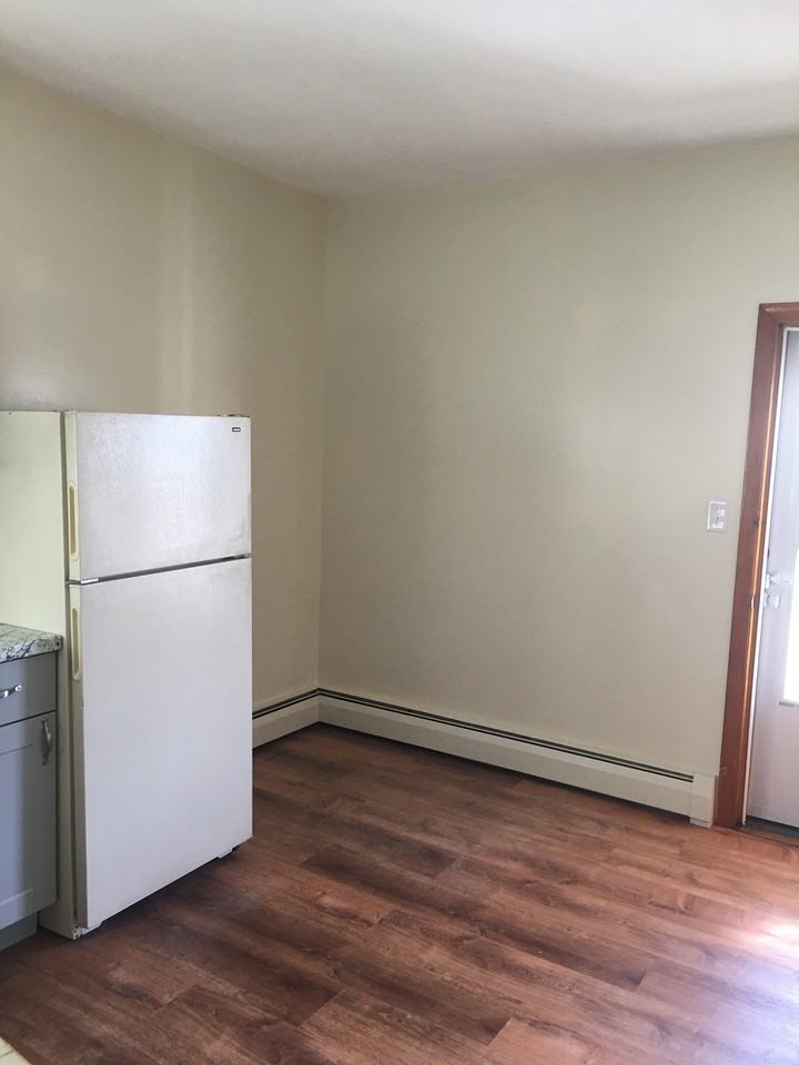 Two bed room apartment - Photo 3 of 20