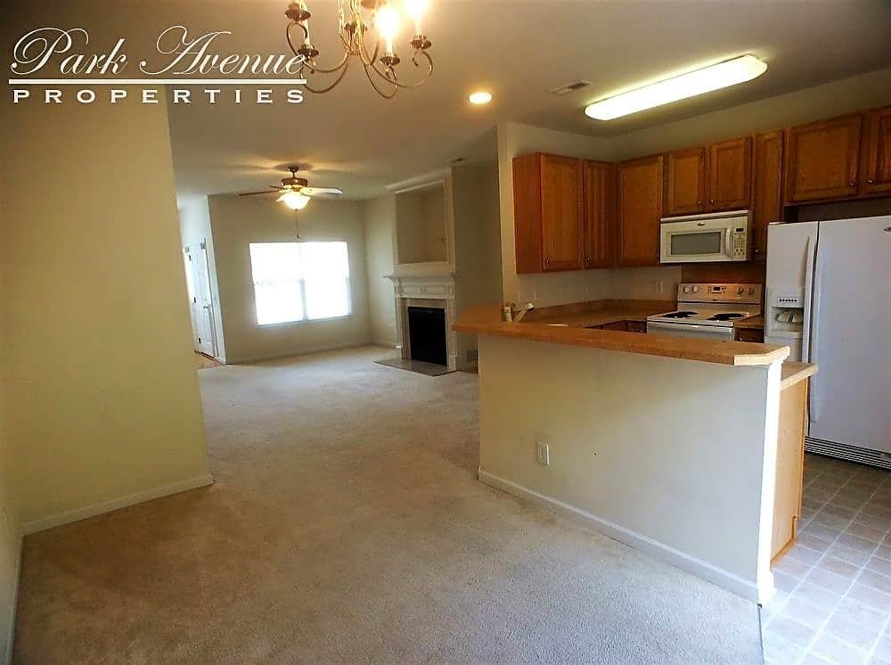 304 Hancock Union Ln - Photo 2 of 8