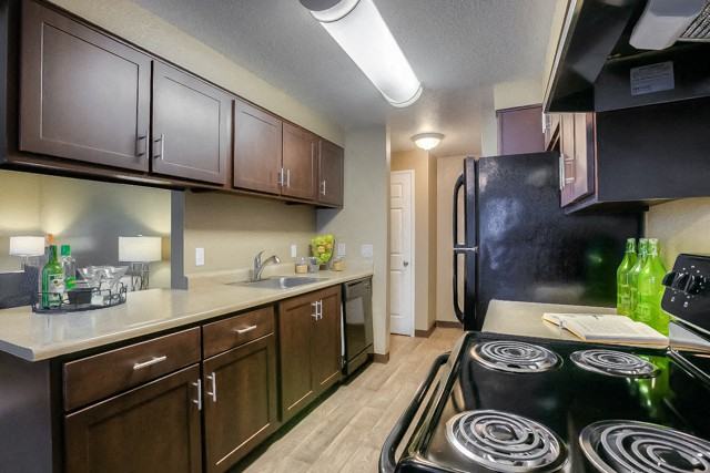 Parkside Apartments - Photo 2 of 18