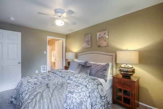 Parkside Apartments - Photo 6 of 18