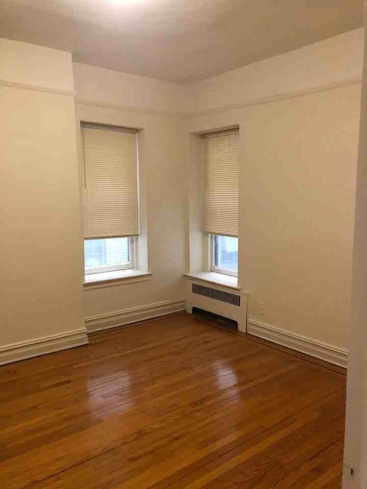 38 Schermerhorn St #8 - Photo 2 of 6