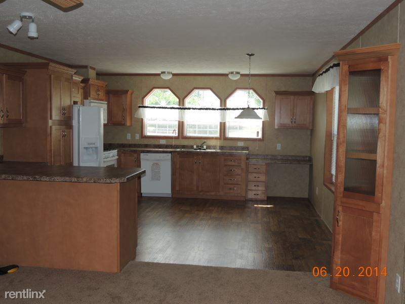 203 2nd St S - Photo 2 of 15