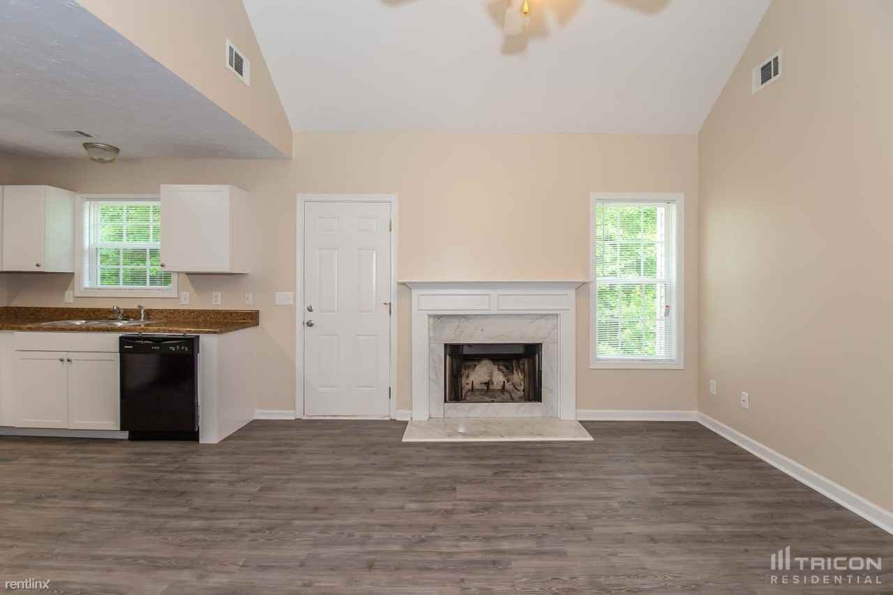 146 Longstreet Cir - Photo 2 of 30