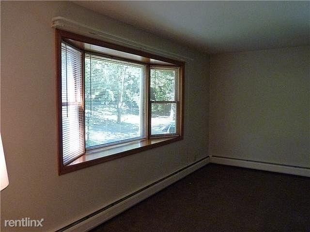 21 Farview Ter - Photo 3 of 10