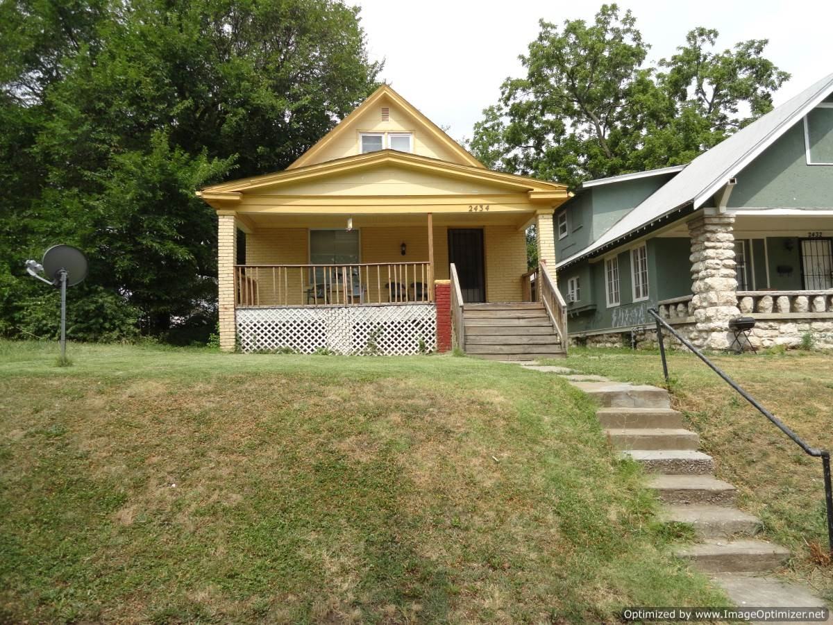 2434 Park Ave - Photo 2 of 26