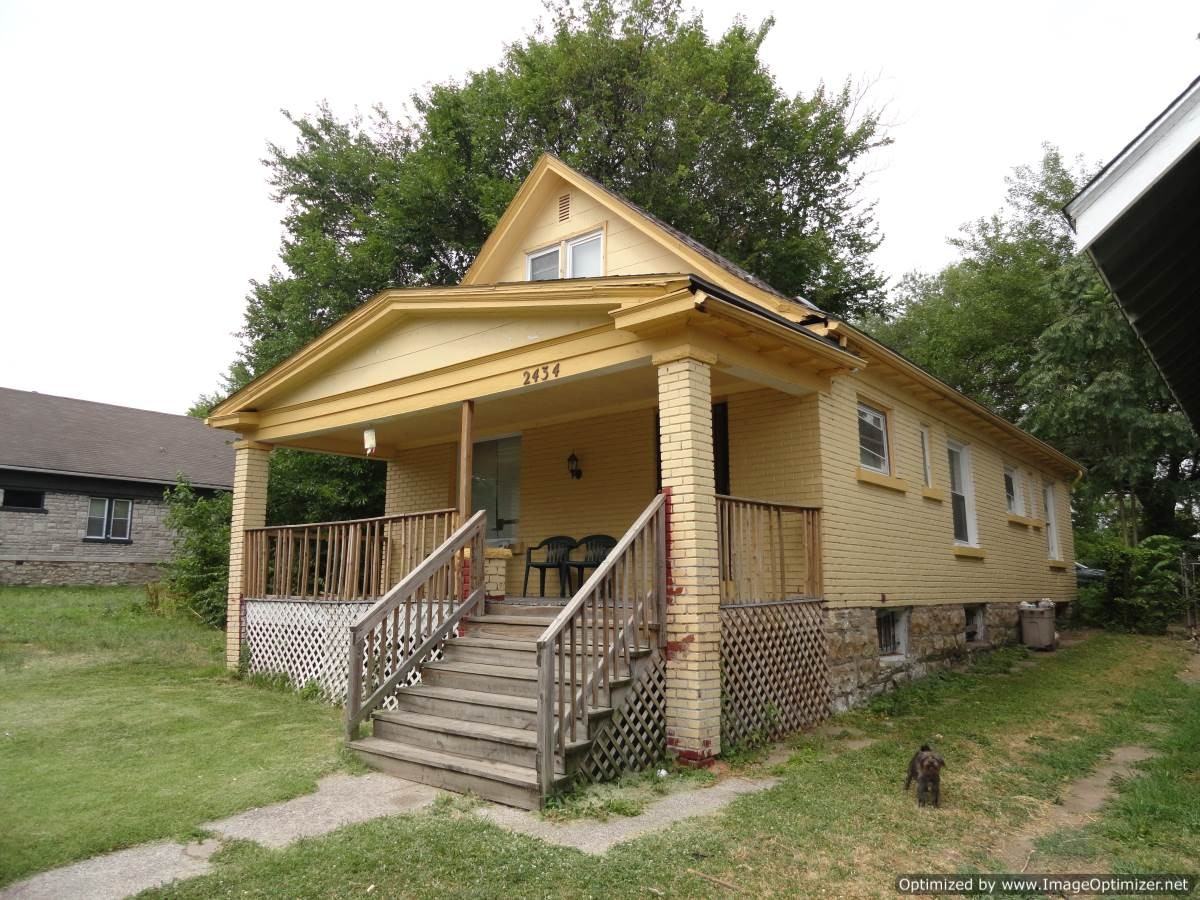 2434 Park Ave - Photo 3 of 26