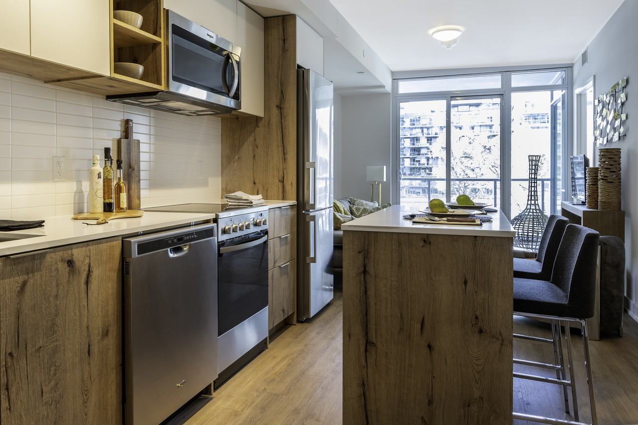 39 Niagara Street #842