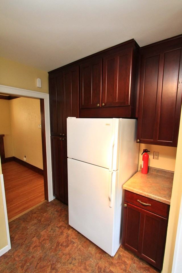 5136 13th Ave S - Photo 3 of 18