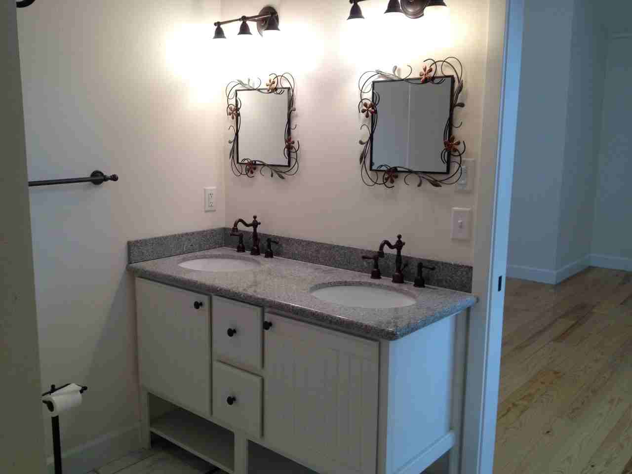 11412 NE Coos St - Photo 2 of 12