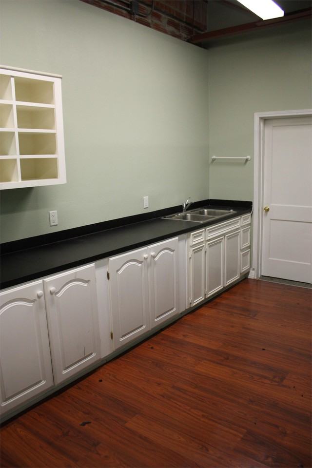 509 Lawrence StreetSuite 309 #309 - Photo 6 of 8