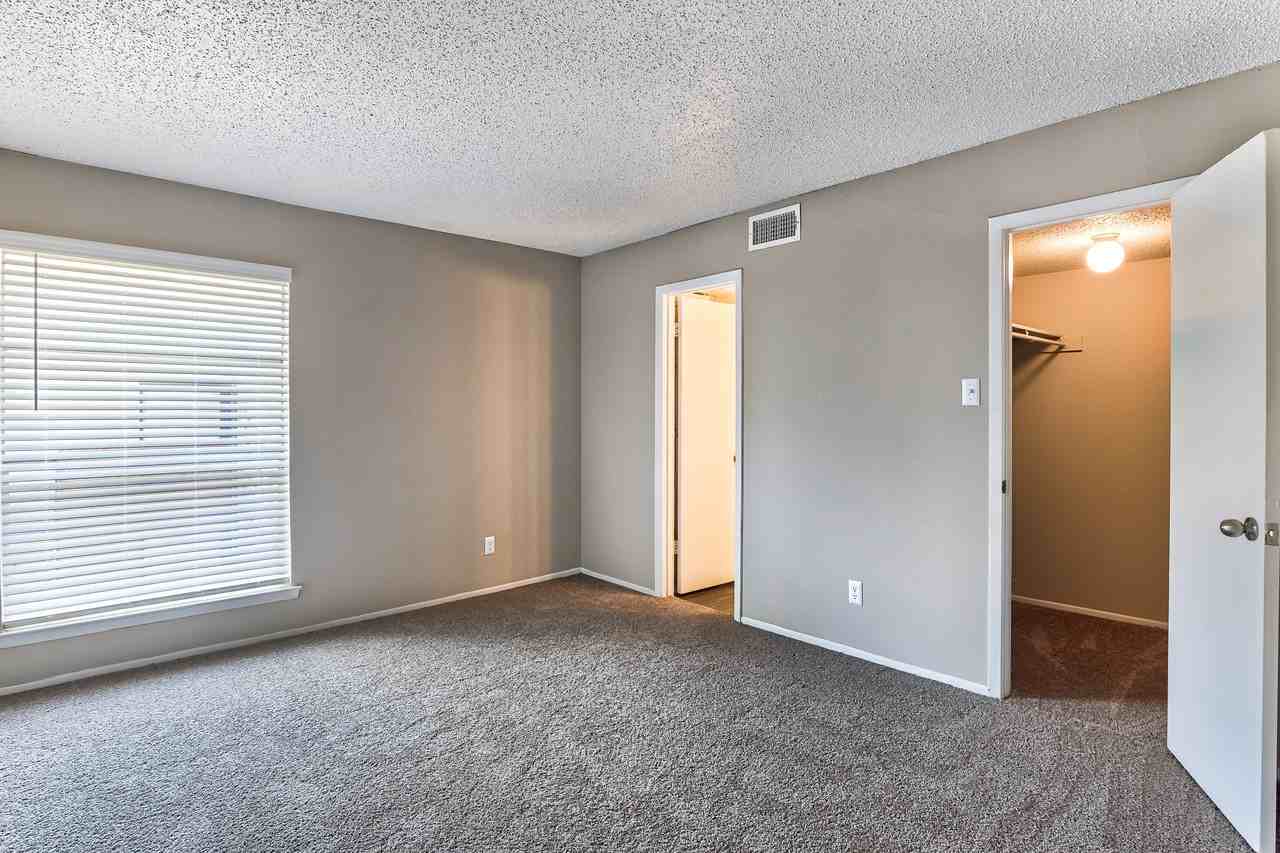 Spring Creek Apartments - Photo 6 of 18