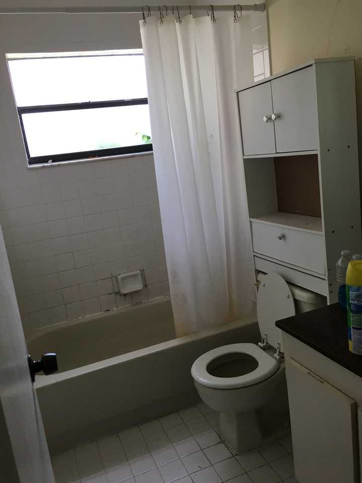 11307 Royal Palm Blvd - Photo 3 of 7