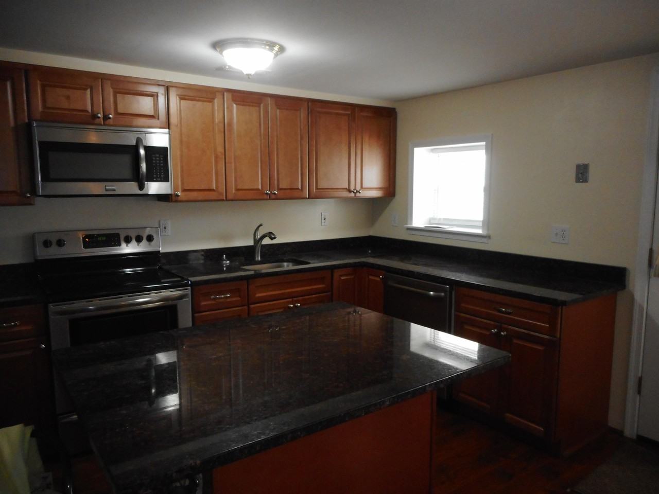 457 Lafayette St #1 - Photo 4 of 21