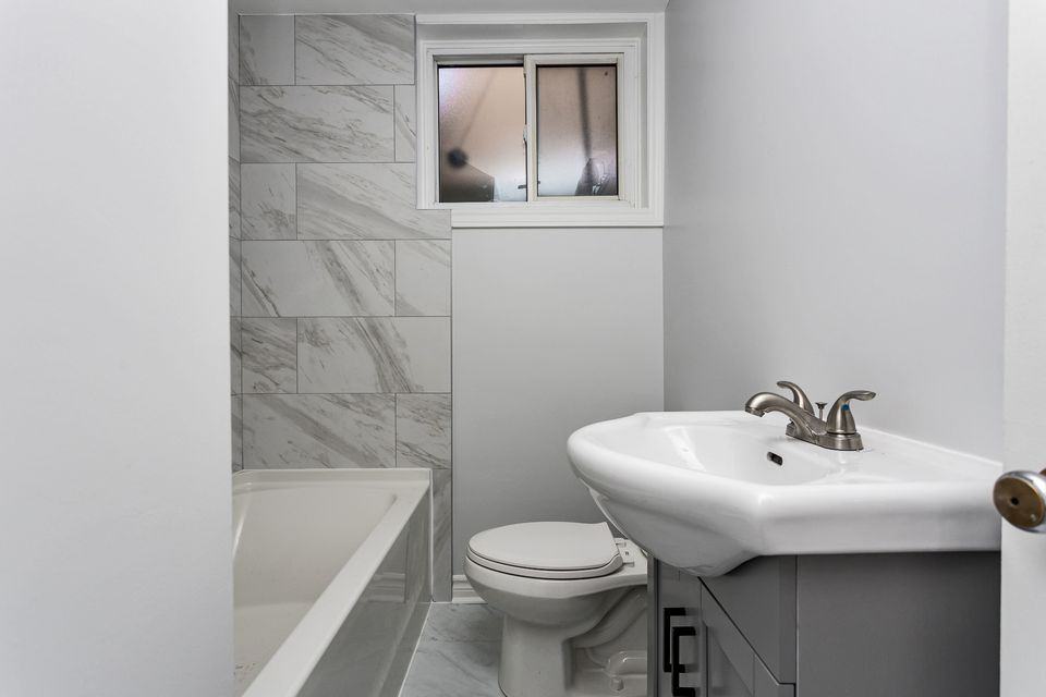 410 Presland Road - Photo 2 of 7