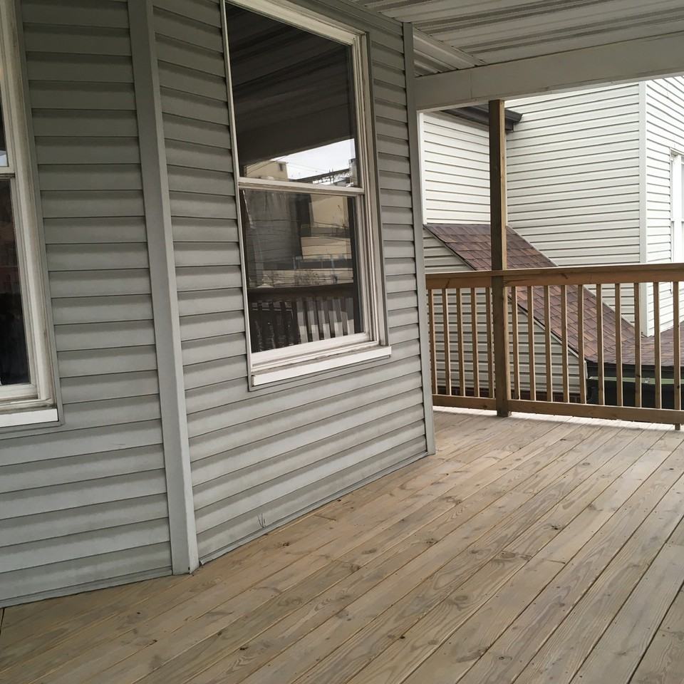 716 Beechurst Avenue - Photo 2 of 11