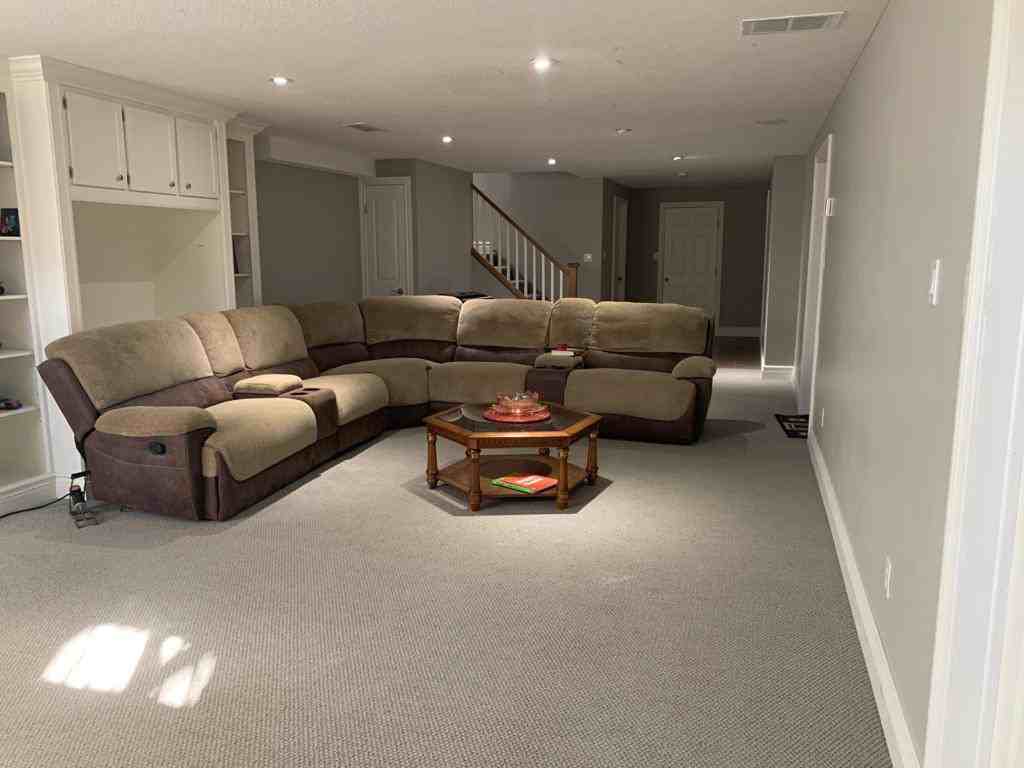 125 Birchmount Street - Photo 3 of 12