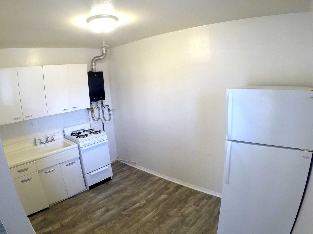 3914 Thomason - 4 #4 - Photo 2 of 8