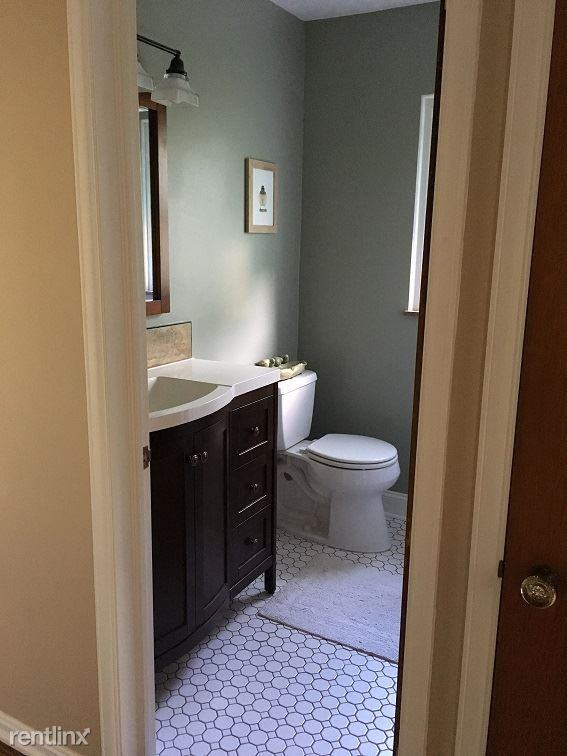 580 Cahoon Rd - Photo 3 of 16
