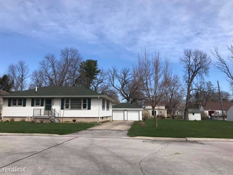 337 Blaine St - Photo 2 of 15