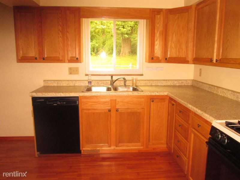 1611 Mccully Rd - Photo 3 of 16