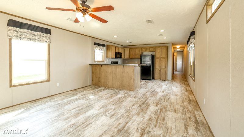 136 Sycamore Loop - Photo 2 of 27