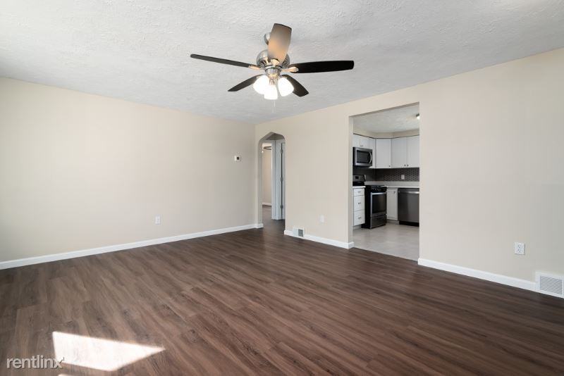 329 Berry St - Photo 2 of 18