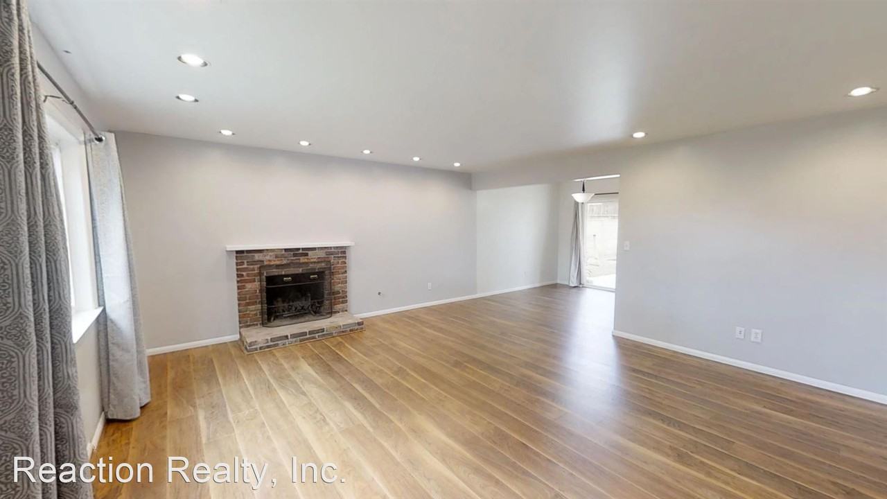 8417 Basswood Ave - Photo 2 of 11