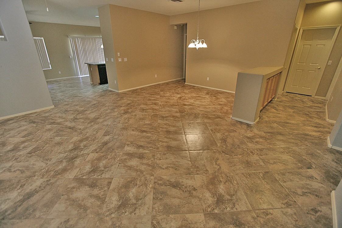 9453 W Frank Ave - Photo 2 of 16