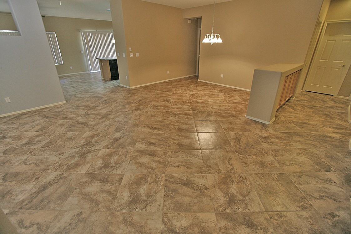 9453 W Frank Ave - Photo 3 of 16