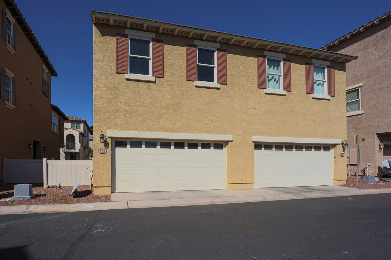 906 S Annie Ln - Photo 4 of 42