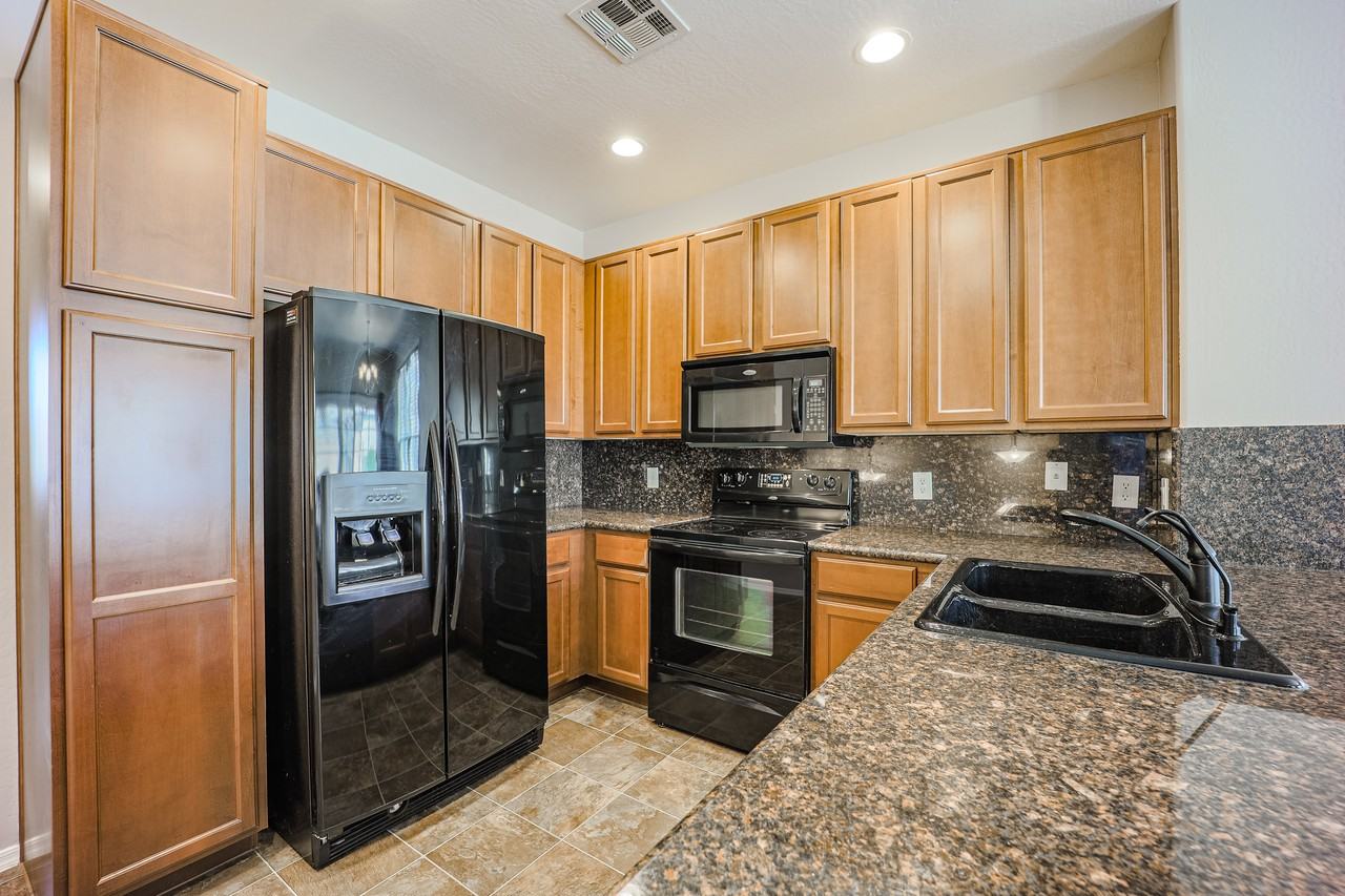 906 S Annie Ln - Photo 7 of 42