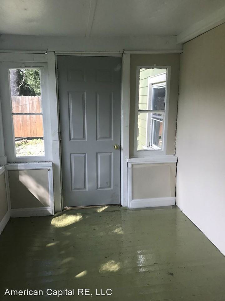 1570 Pennsylvania Ave - Photo 2 of 15