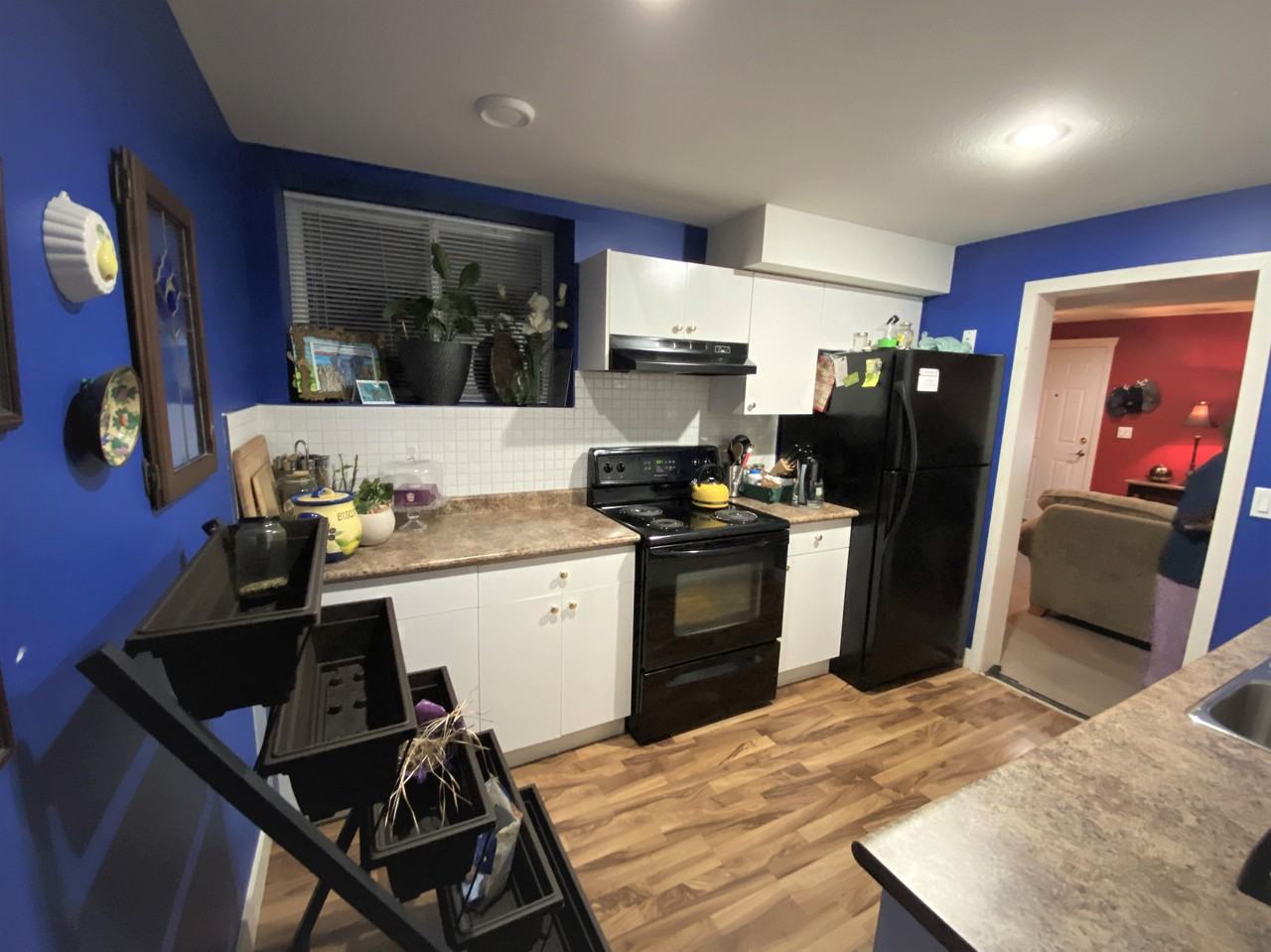 15069 61a Ave - Photo 2 of 8