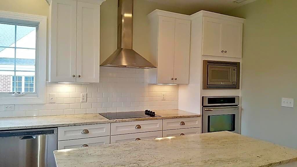 12 Haven Oak Ct - Photo 3 of 23