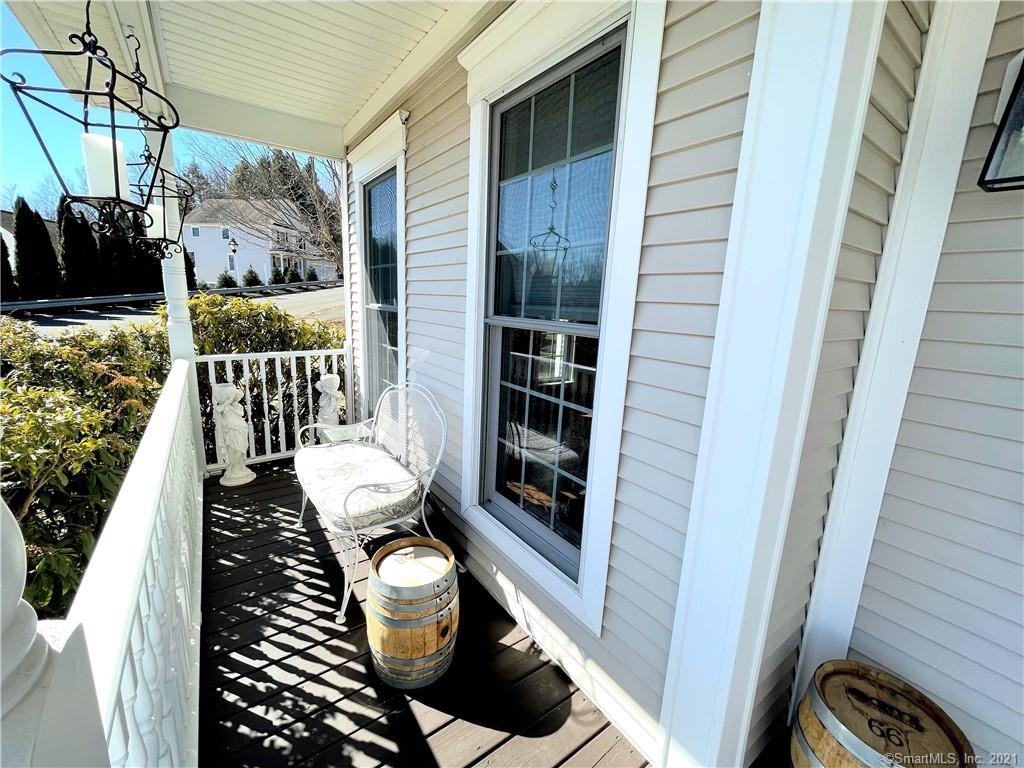 2 Rockledge Ln - Photo 2 of 35