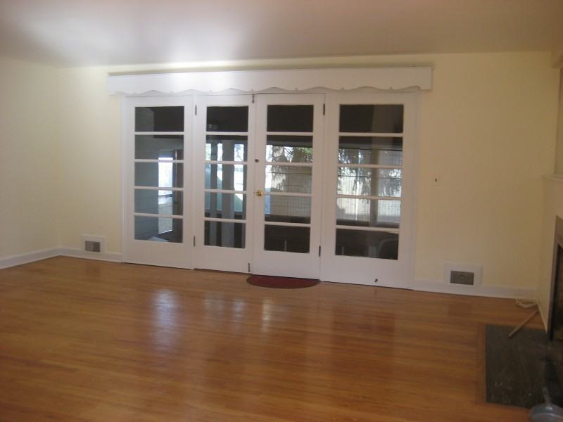 1341 Terrill Rd - Photo 2 of 8