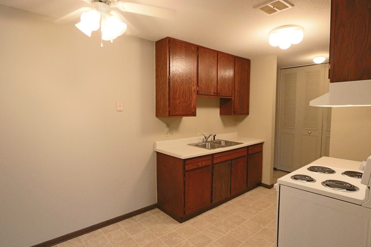 Grand Magnolia - Photo 3 of 12