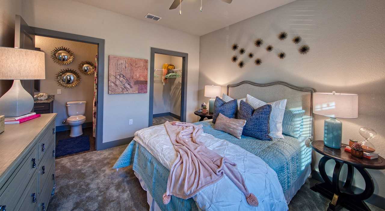 The Lotus at Starkey Ranch - Photo 6 of 65