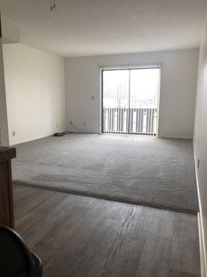 2009 Northwest Hickory Lane #1 - Photo 7 of 14