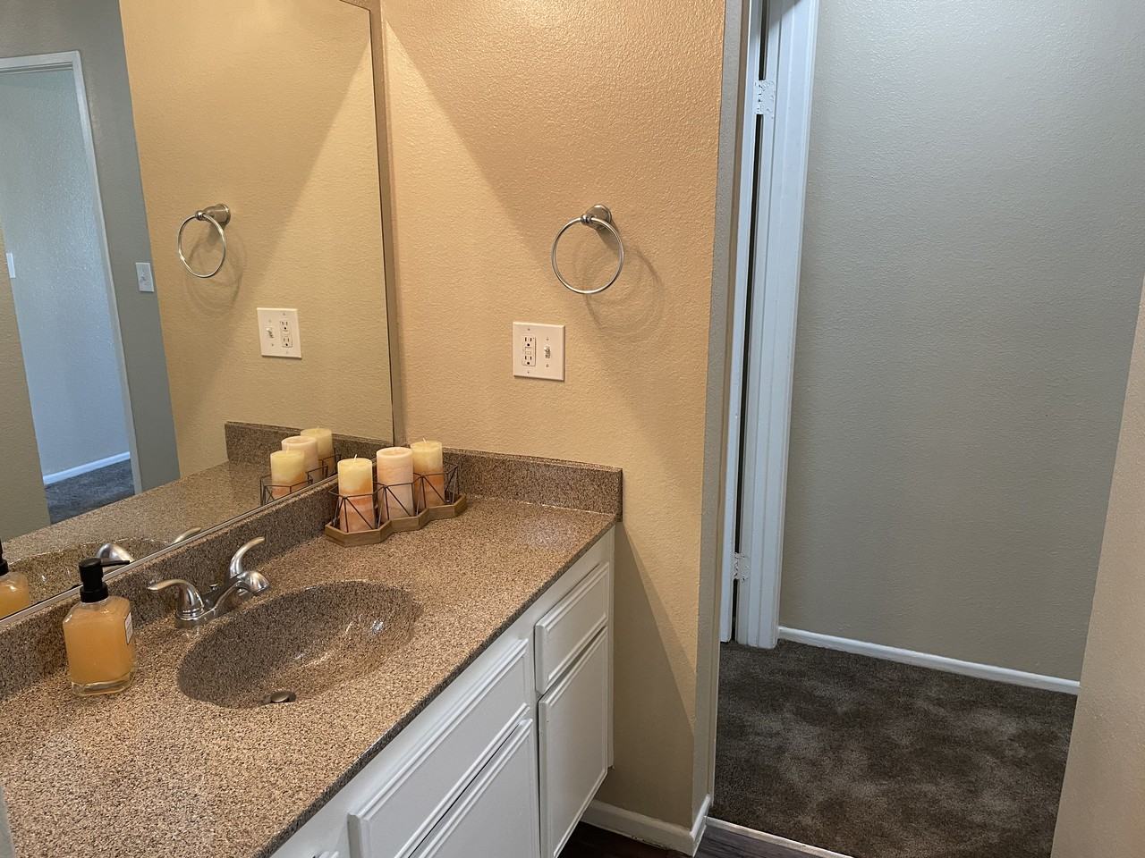 Elevate Apartments - Photo 4 of 17