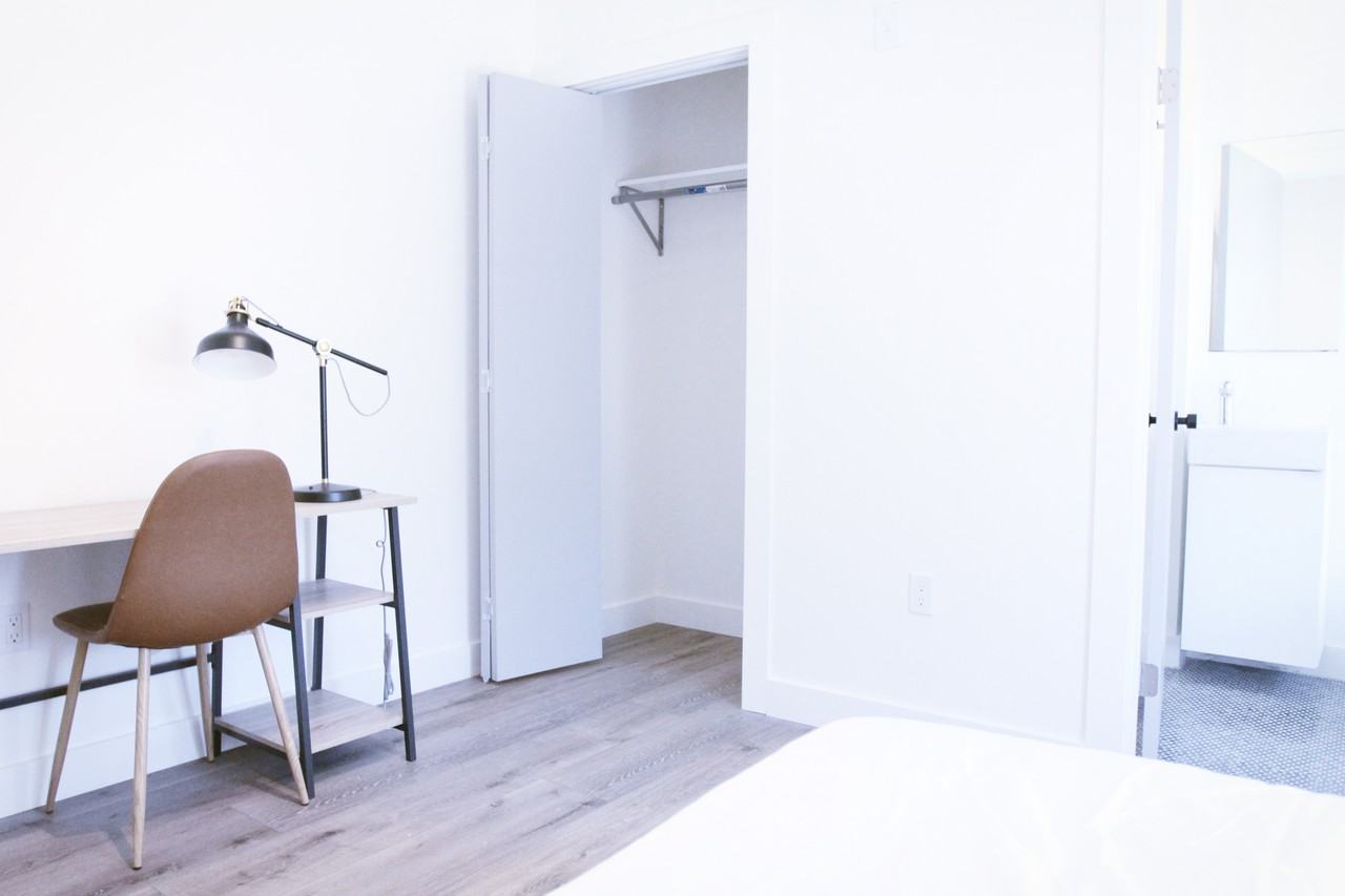 3004 Normandie Avenue - Photo 3 of 7