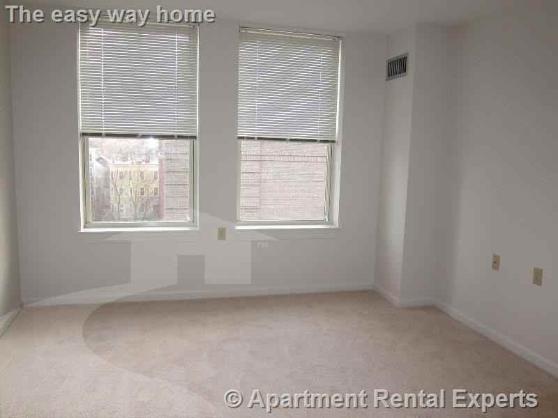 632 Massachusetts Ave #319 - Photo 5 of 13