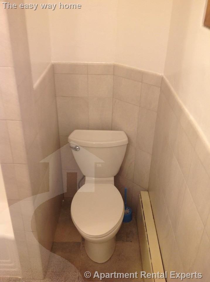 26 Dover St #2 - Photo 6 of 23