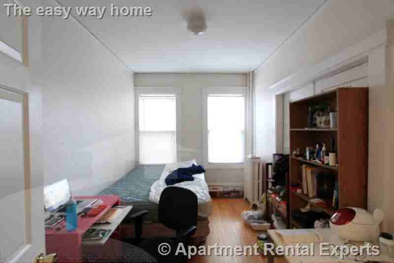 32 Chatham St #4 - Photo 4 of 17